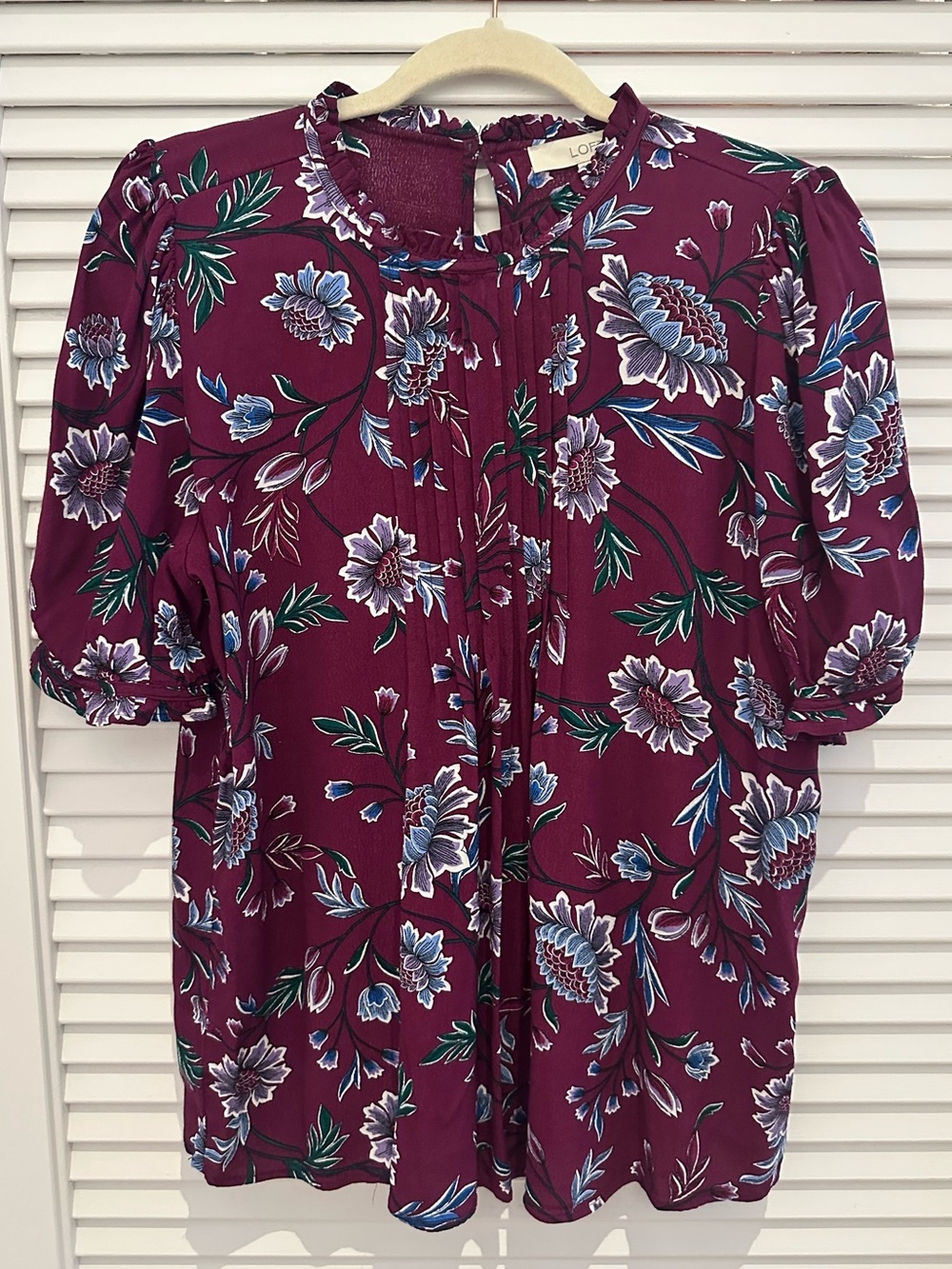 Ann Taylor Loft Floral Short Sleeve Blouse
